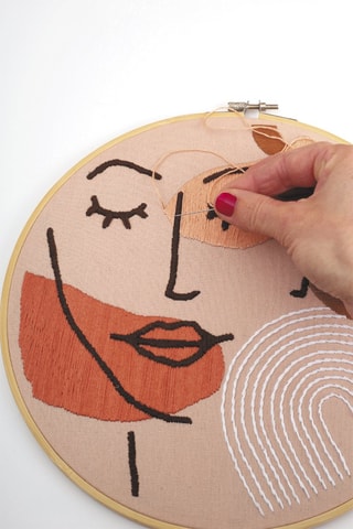 Kit broderie visage line art - 16 pièces - Dès 14 ans