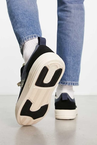 Nubuck Sneakers Bark - Zwart en Lichtgrijs - Napapijri