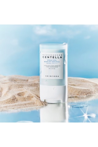 Zonbescherming met hyaluronzuur en centella Silky-fit SPF 50+ / PA++++ - 20 g