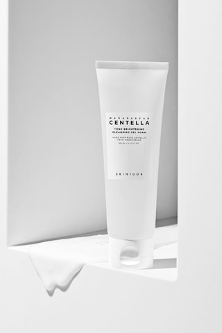 Reinigingsgel met centella asiatica Madagascar Centella Tone Brightening Cleansing 125 ml