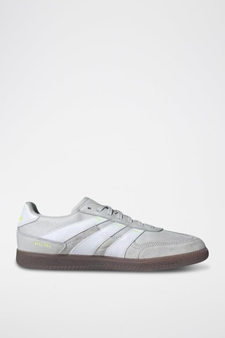 Chaussures de football en nubuck Predator - Gris clair et blanc