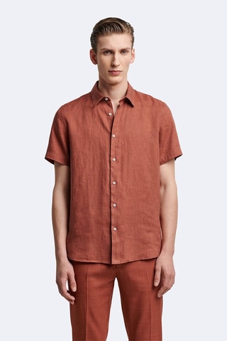 Camisa slim em linho - Ferrugem
