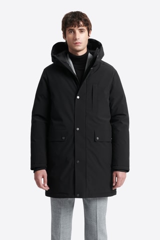 Parca com capuz - Preto