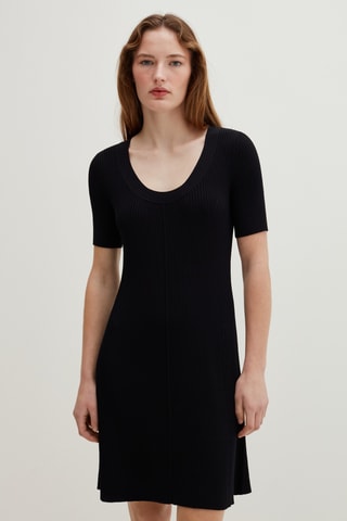 Vestido direito - Preto