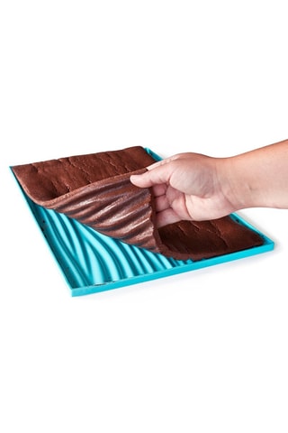 Plaque à génoise en silicone - 37 x 27 cm - Modèle aléatoire