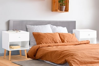 2 tables de chevet 1 tiroir Emmie - Imitation bois et blanc