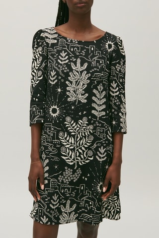 Vestido trapézio Preto e cru