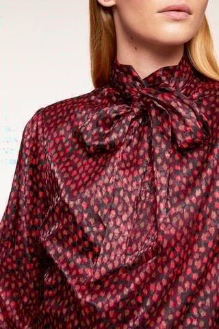 Blusa Preto e vermelho