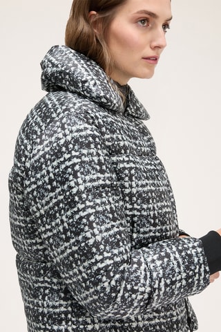 Blusão com capuz - Preto