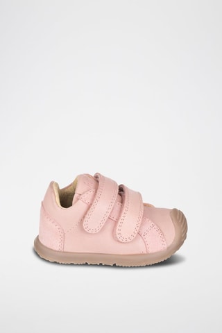 Sapatos em couro 
Rosa