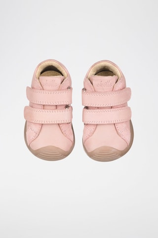 Sapatos em couro 
Rosa