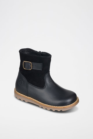 Botas de couro  
Preto