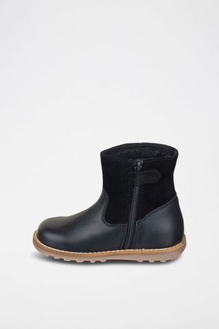 Botas de couro  
Preto