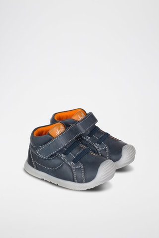 Sapatos em couro 
Azul