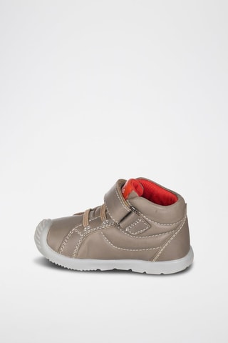 Sapatos em couro 
Cinzento