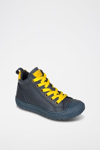 Sapatos em couro 
Azul e amarelo