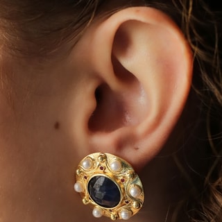 Boucles d'oreilles - Laiton plaqué or & saphire 