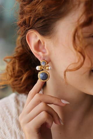 Boucles d'oreilles dorées à l'or fin jaune - Perles et saphirs