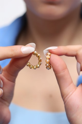 Boucles d'oreilles dorées à l'or fin jaune