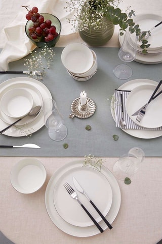 Service en porcelaine - 24 pièces