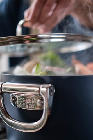 Cocotte revêtement céramique Space - 25 cm