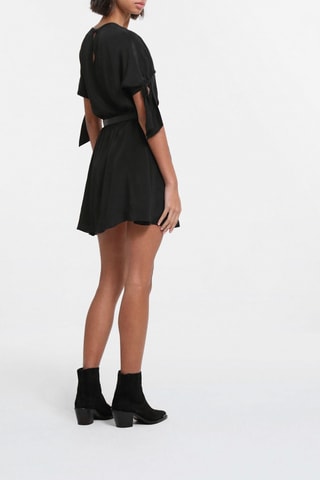 Robe patineuse en soie - Noir