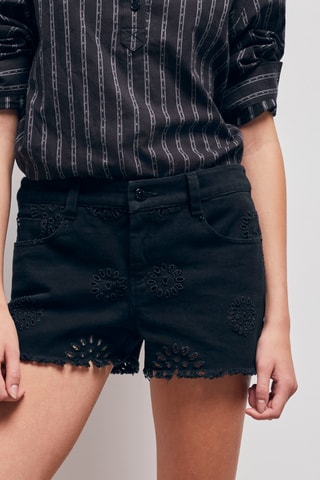 Short en jean et broderie anglaise - Noir
