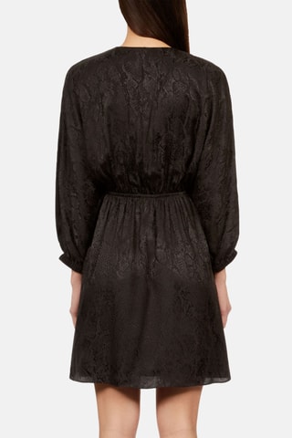 Robe patineuse en soie - Noir