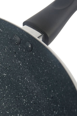 Poêle avec manche en silicone Autan - 32 cm