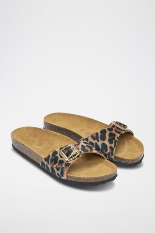 Muiltjes Agata - Bruin