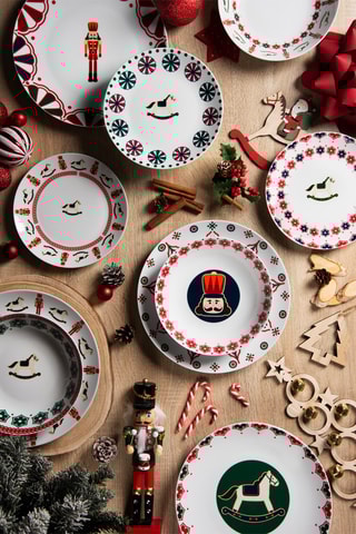 Serviço de porcelana Nutcracker 18 peças