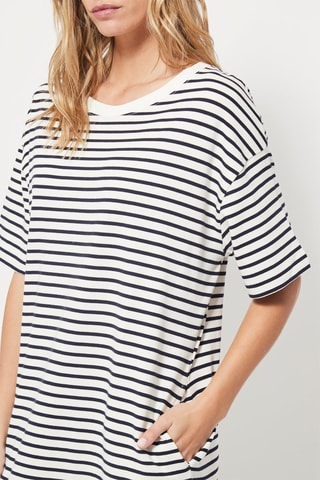 Midi-jurk. Wit en Marineblauw