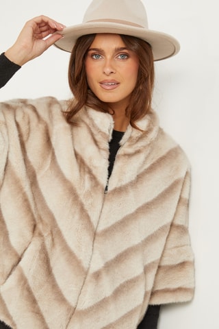 Jasje - Crèmekleurig