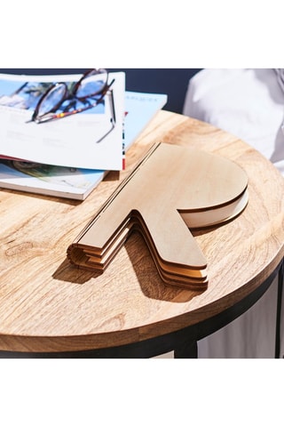 Candeeiro de mesa R-Space em madeira de ácer Natural e branco