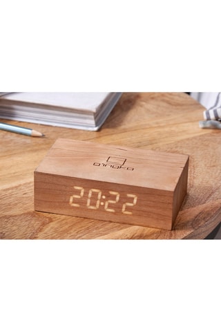 Despertador em madeira de cerejeira Flip Click Clock Natural