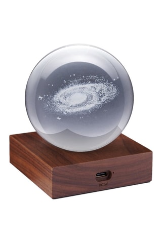 Candeeiro de mesa galáxia em madeira Amber Crystal Light branco e transparente