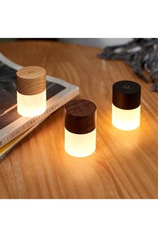 Candeeiro de mesa pequeno em madeira Lemelia Natural e branco