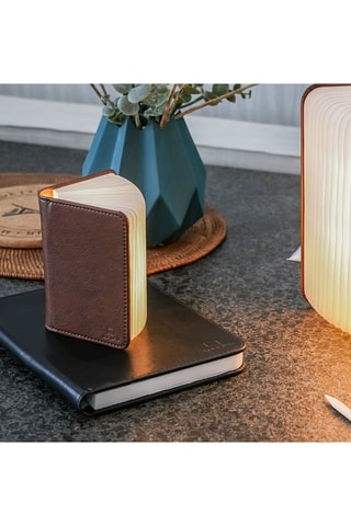 Candeeiro pequeno em forma de livro Smart Castanho e branco