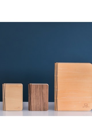 Candeeiro pequeno em forma de livro em madeira de ácer Smart Natural e branco