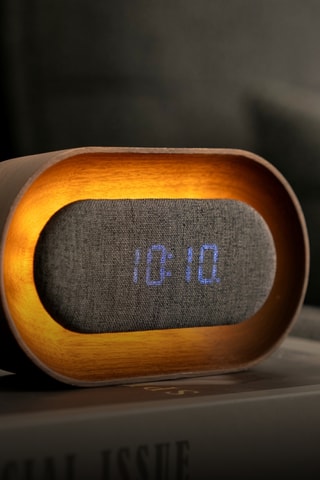 Despertador LED design Lumos Oval - 15,2 x 8,8 x 4,2 cm - Natural