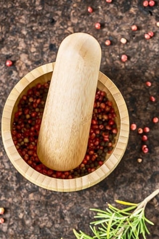 Pilon et mortier en bambou