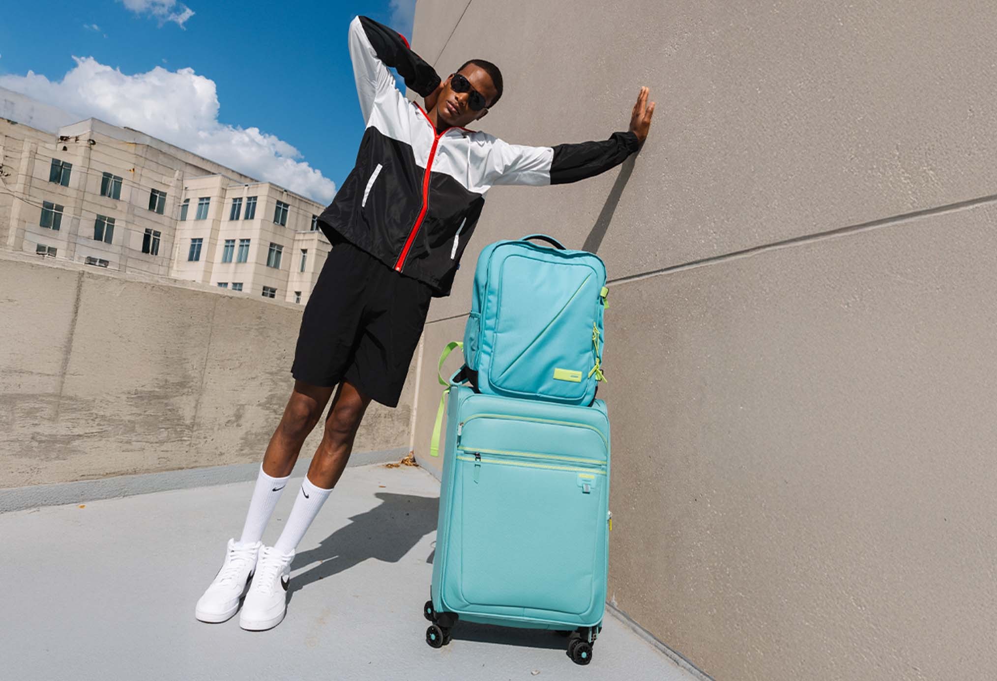 AMERICAN TOURISTER pas cher chez SHOWROOMPRIVÉ