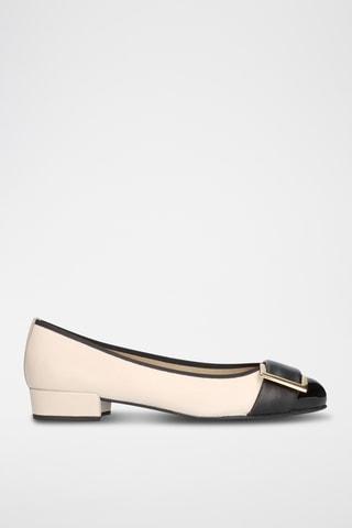 Ballerines en cuir verni - Beige