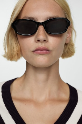 Pull-over à col en V contrastant - Écru