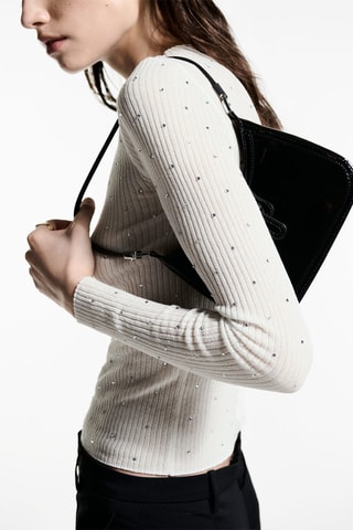 Pull-over maille côtelée détail strass - Écru