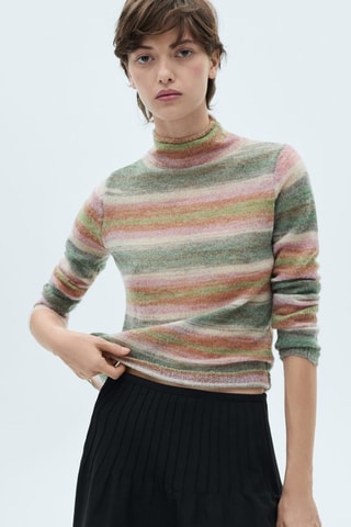 Pull-over rayé col roulé - Rose