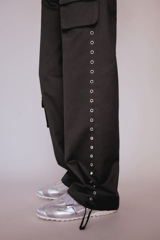 Pantalon parachute clouté - Gris