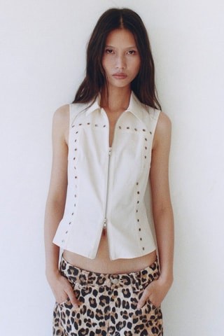 Top zippé à studs - Blanc cassé