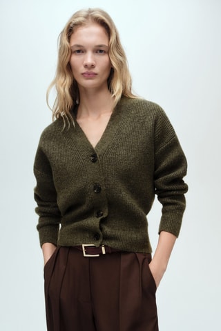 Cardigan maille côtelée col V - Kaki