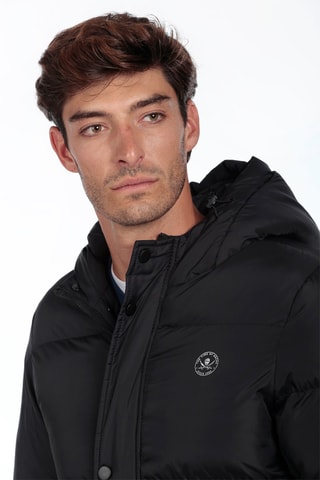 Parca com capuz - Preto